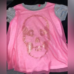 Girls size small cute skull t-shirt w/pink sheer top. M.E.N.U brand